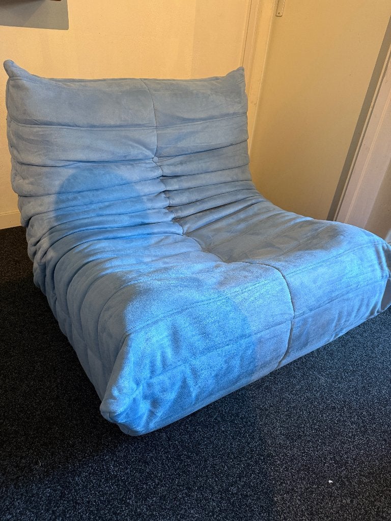 Togo stijl 1 zits alcantara baby blauw, Huis en Inrichting, Banken | Sofa's en Chaises Longues, Ophalen, Eenpersoons, Minder dan 75 cm