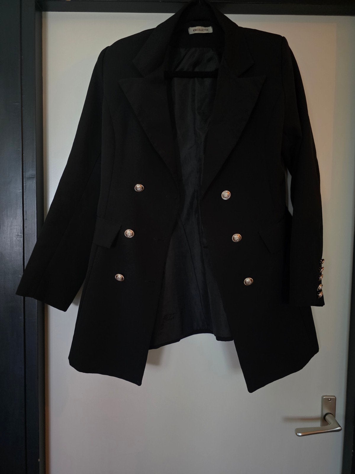 Nette blazer met mooie knopen maat M, Maat 38/40 (M), Zwart, Nieuw, Ophalen of Verzenden