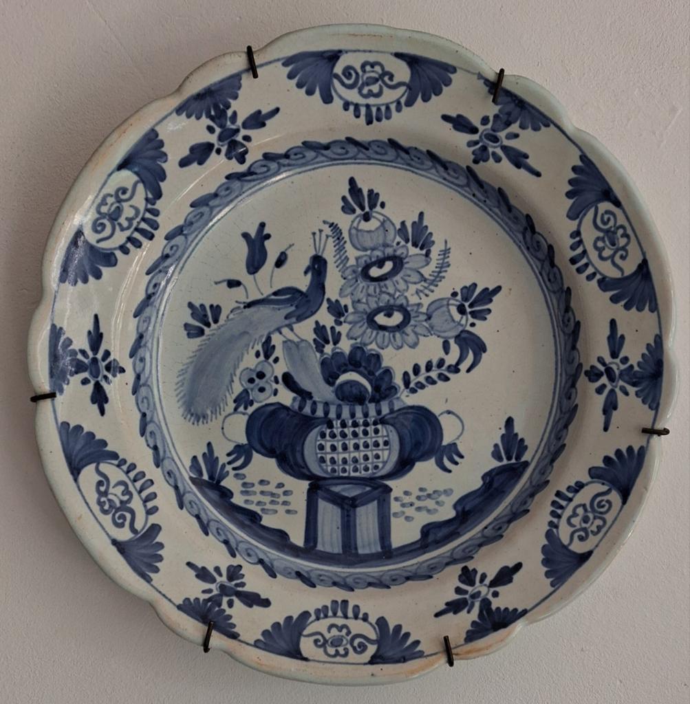 Wandbord. Oud Delft. Sign. 24 cm., Ophalen
