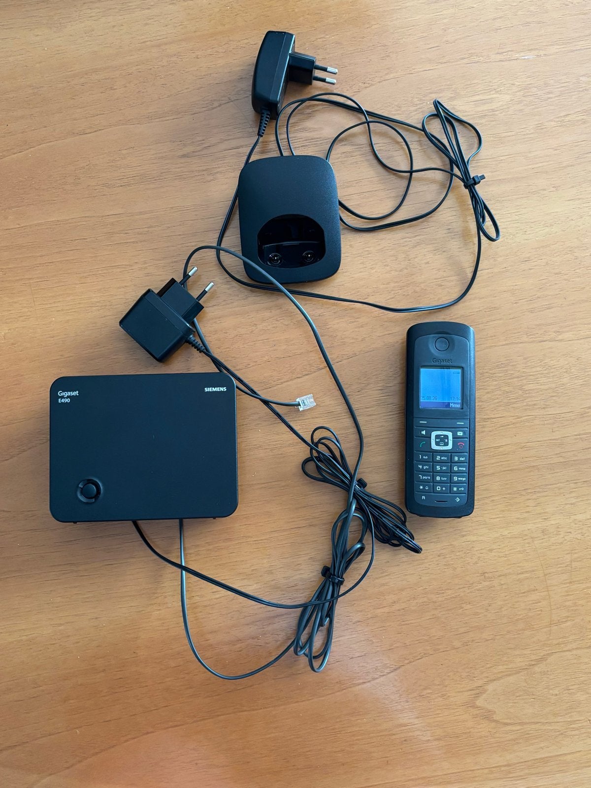 Siemens Gigaset E490 draadloze telefoon met oplader, Ophalen of Verzenden, Zo goed als nieuw, 1 handset