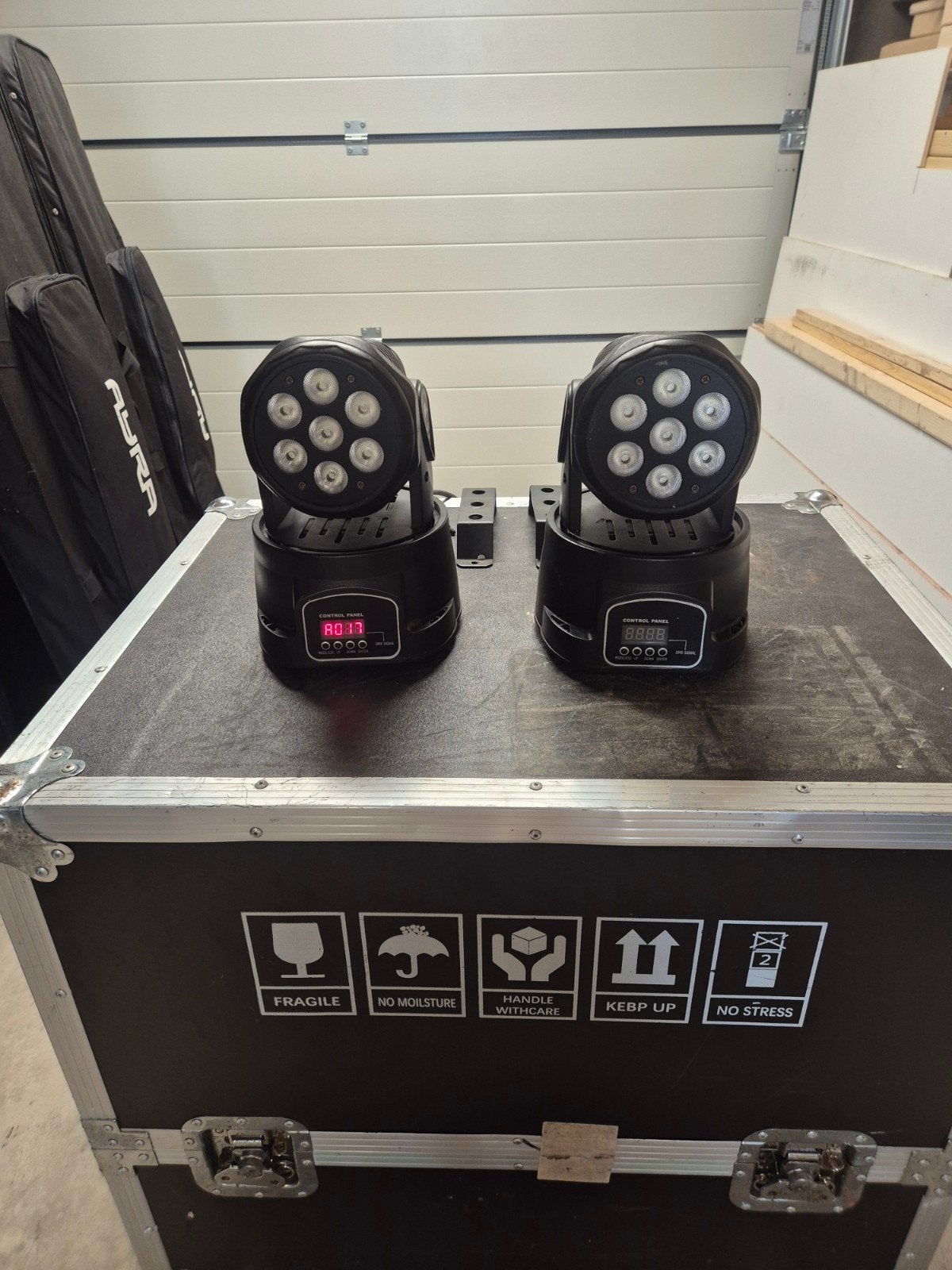 2x LED Moving Head Wash + beugels en kabels, Ophalen, Licht