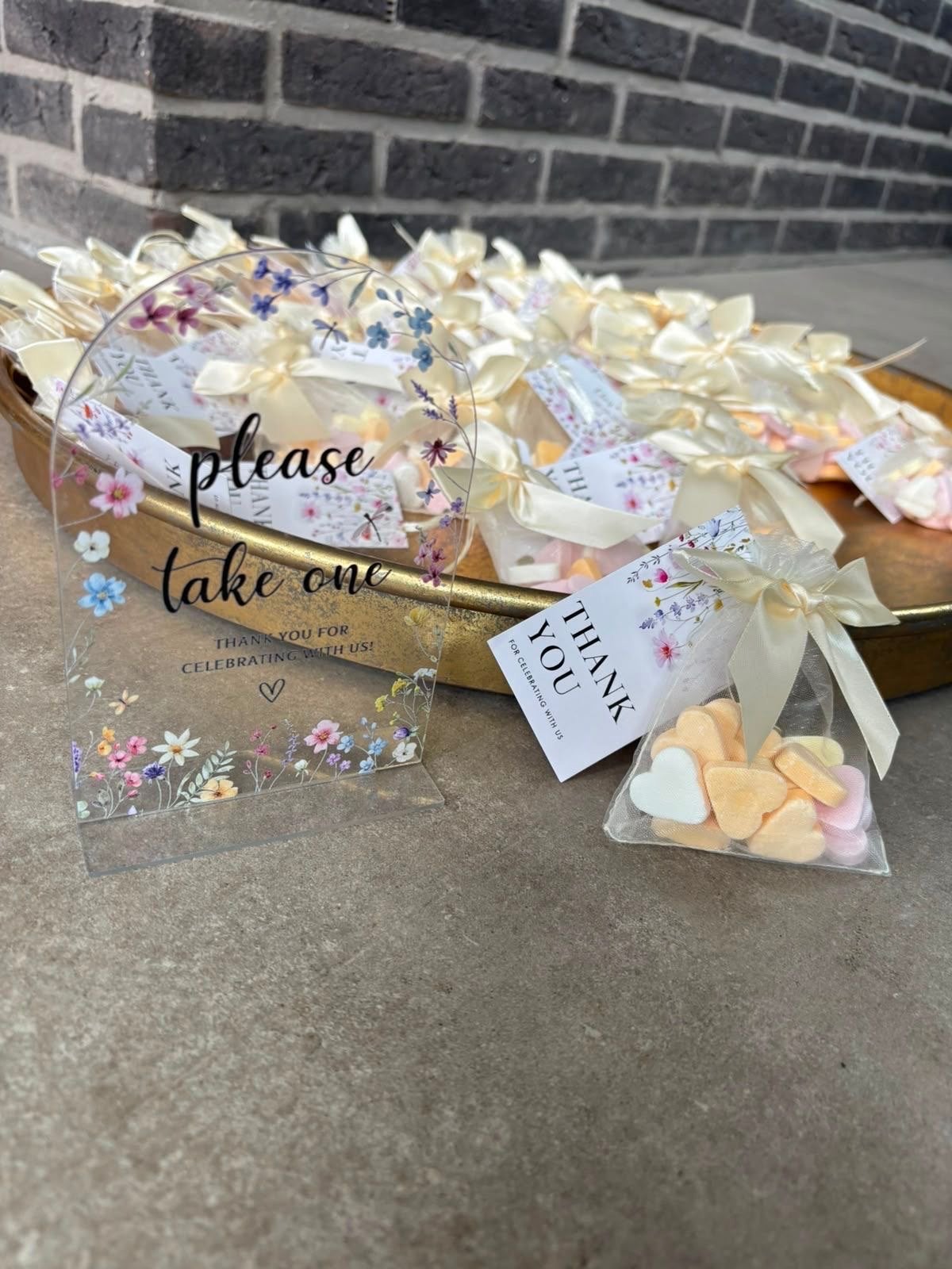 Pastelkleurige bruiloft- feest bedankjes 40 stuks incl bord, Hobby en Vrije tijd, Feestartikelen, Ophalen of Verzenden, Versiering