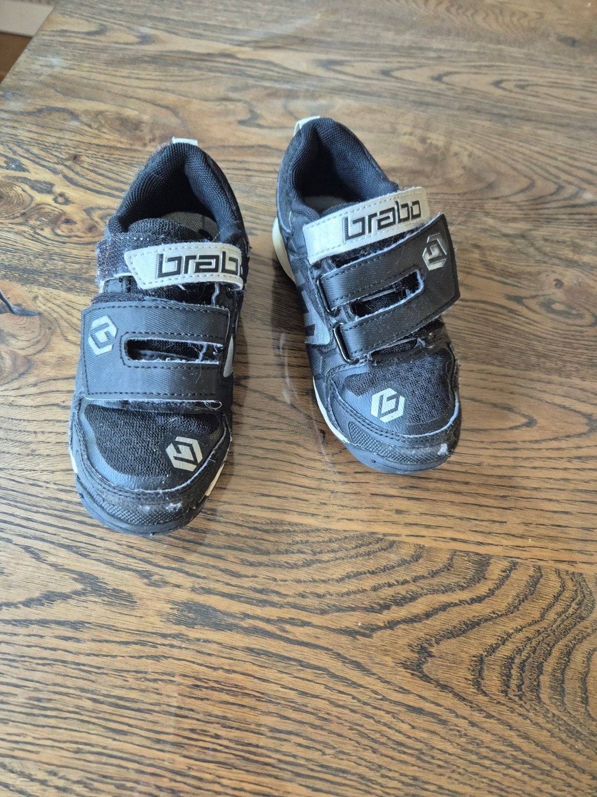 Brabo hockeyschoenen maat 29, Ophalen, Gebruikt