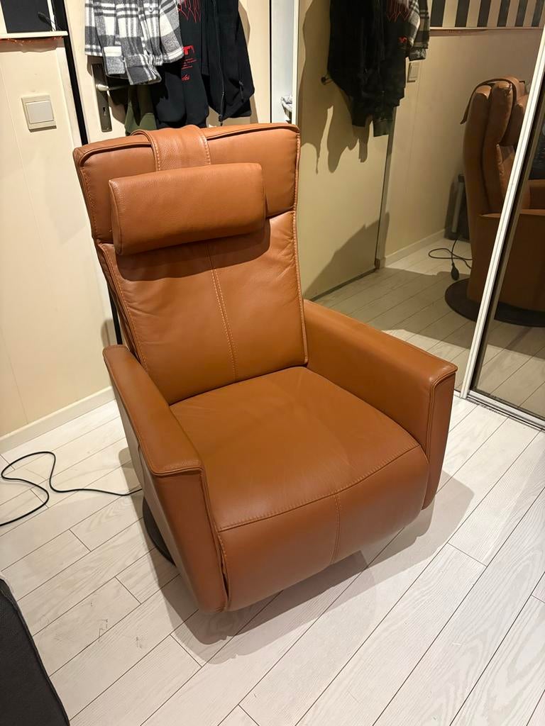 Luxe Leren Relaxfauteuile- Bruin, Elektrisch Verstelbaar, Huis en Inrichting, Ophalen of Verzenden, Zo goed als nieuw, Leer, 75 tot 100 cm
