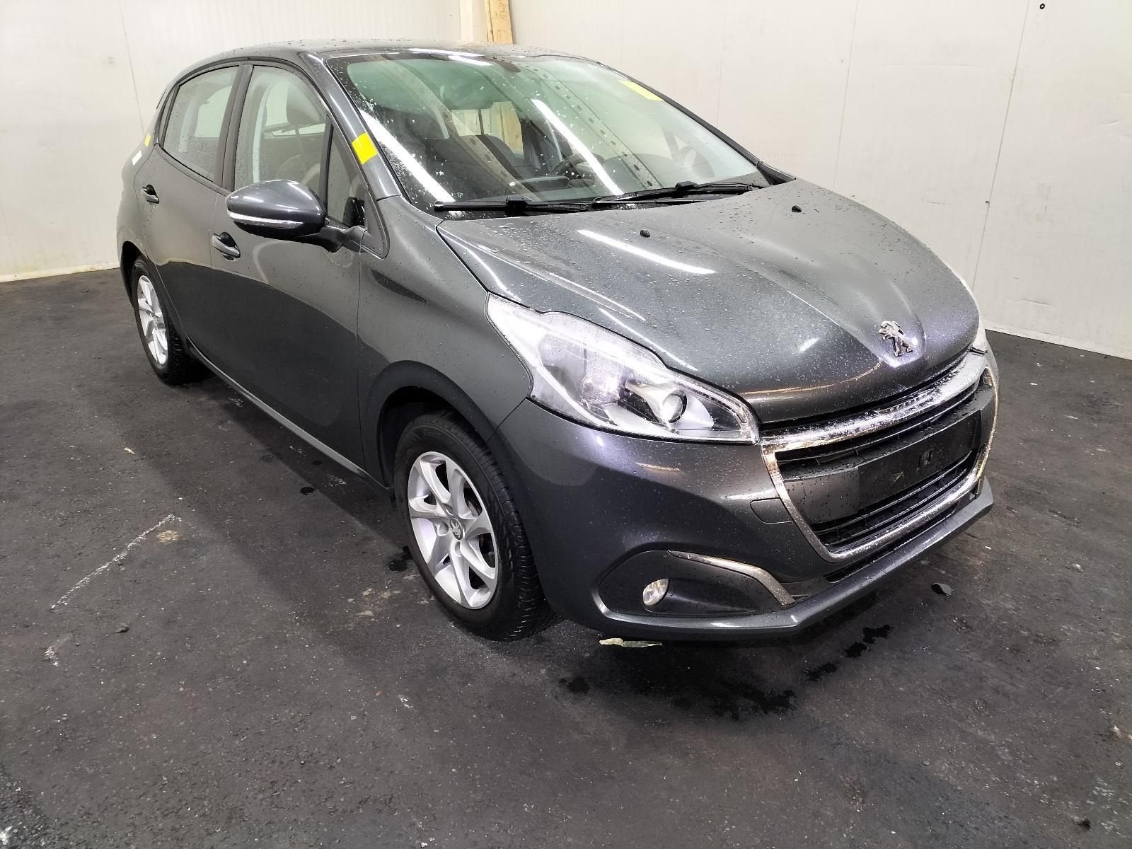 Peugeot 208 2016 voorkop compleet  (plaatwerk koelers verlic, Auto-onderdelen, Ophalen, Gebruikt, -, -