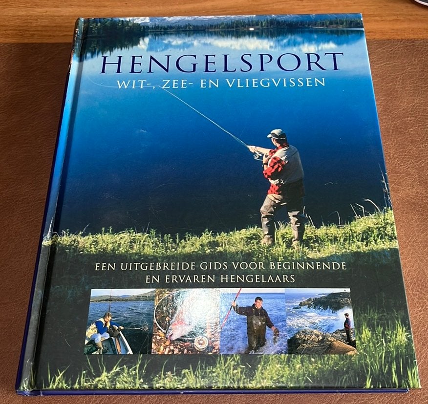 Boek - Hengelsport - Wit - , Zee en vliegvissen - 256 pagina, Ophalen of Verzenden, Gelezen