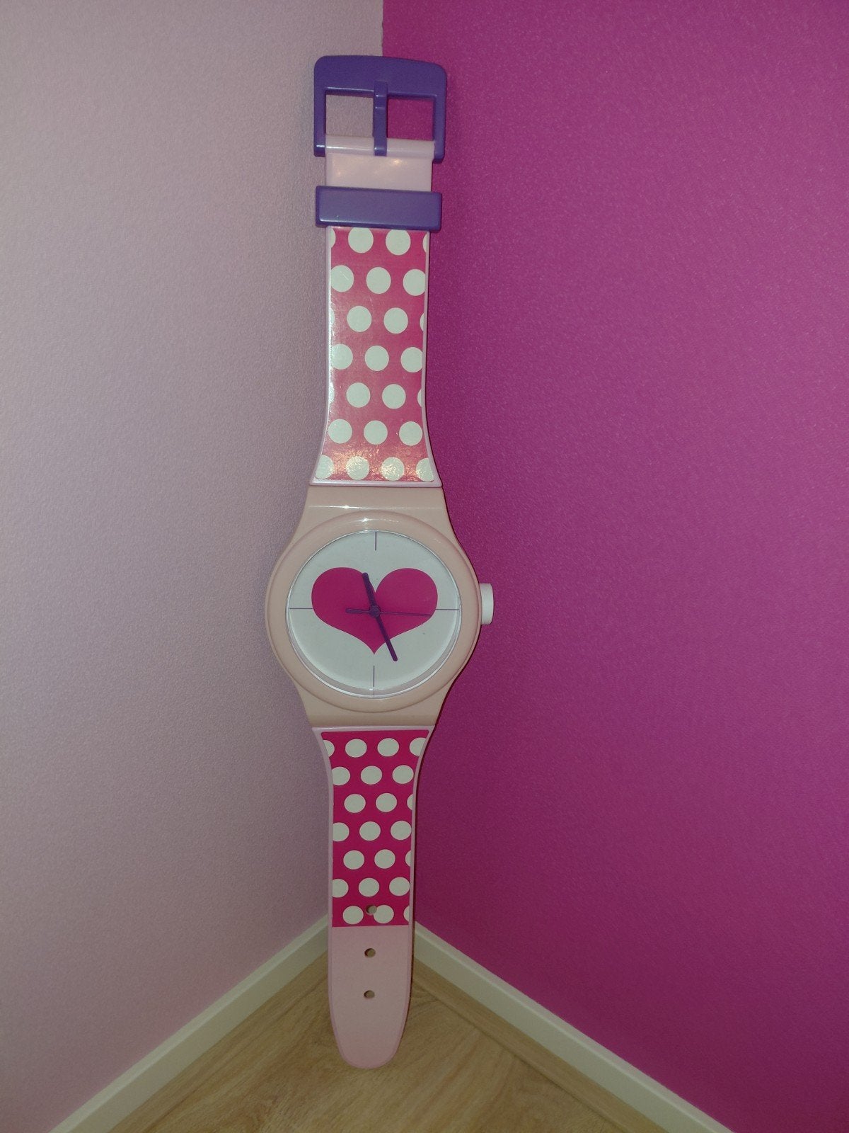 Grote Roze Wandklok Horloge Vorm, Ophalen, Analoog, Roze, Modern