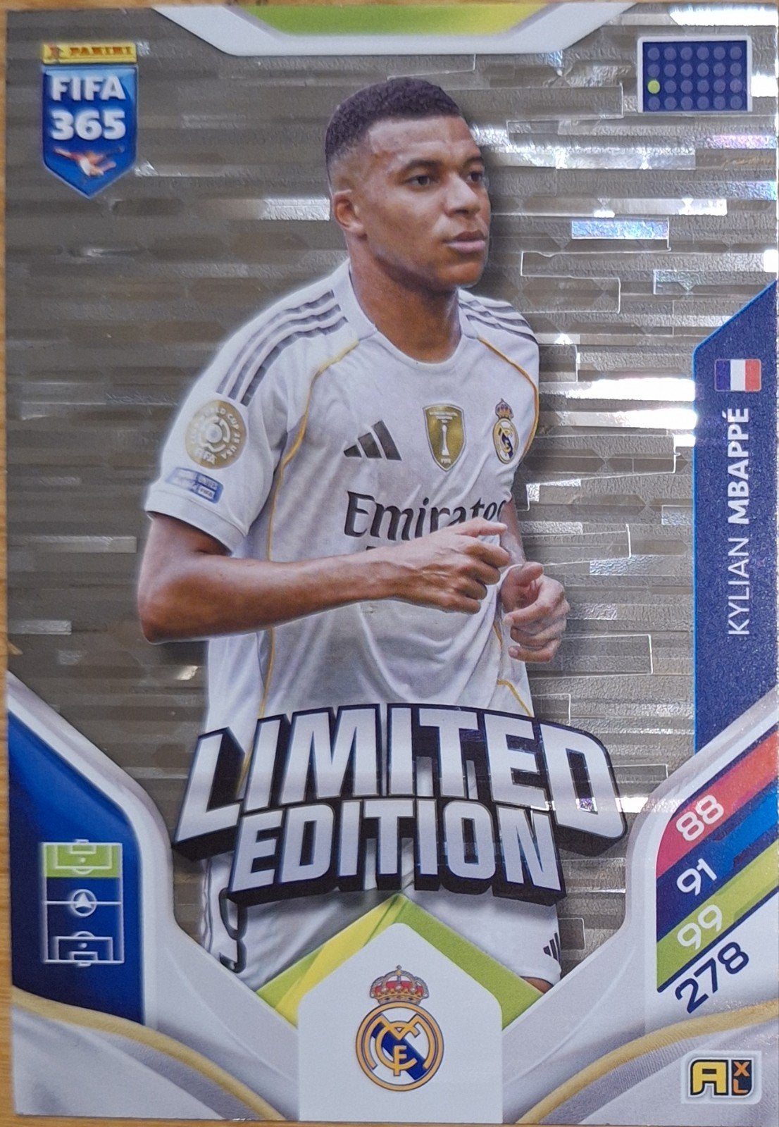 Kylian Mbappé Limited Edition FIFA 365 Adrenalyn XL Kaart, Verzamelen, Ophalen of Verzenden, Zo goed als nieuw, Buitenlandse clubs