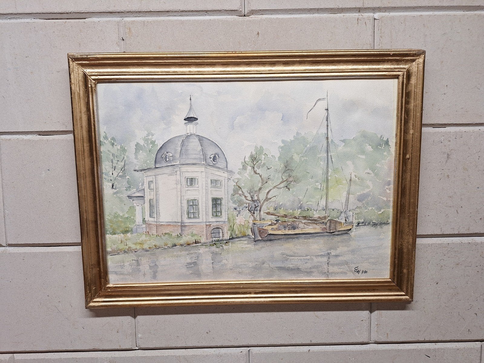 Aquarel van een gebouw aan het water met boot, gesigneerd, Antiek en Kunst, Kunst | Schilderijen | Klassiek, Ophalen of Verzenden