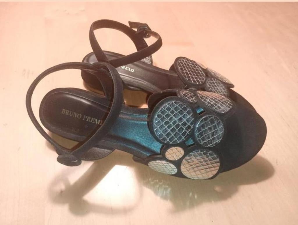 Prachtige leren sandalen zwart zilver Bruno Premi mt 40, Bruno Premi, Zwart, Nieuw, Sandalen of Muiltjes