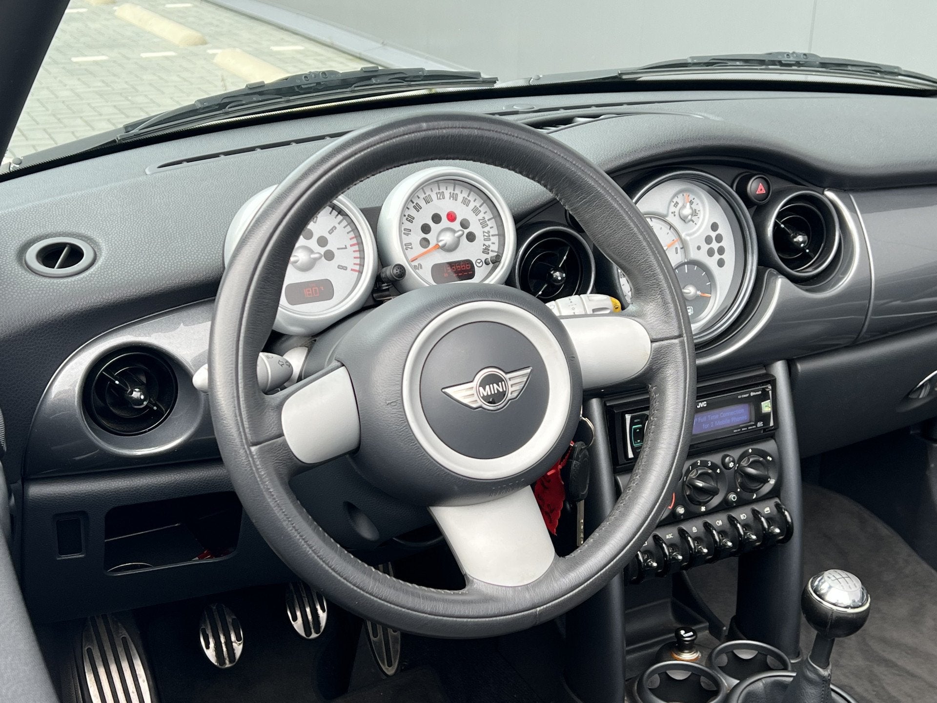 MINI Cabrio 1.6 Cooper S | RIJKLAAR | 2de eigenaar!, Auto's, Voorwielaandrijving, Gebruikt, 4 cilinders, 4 stoelen