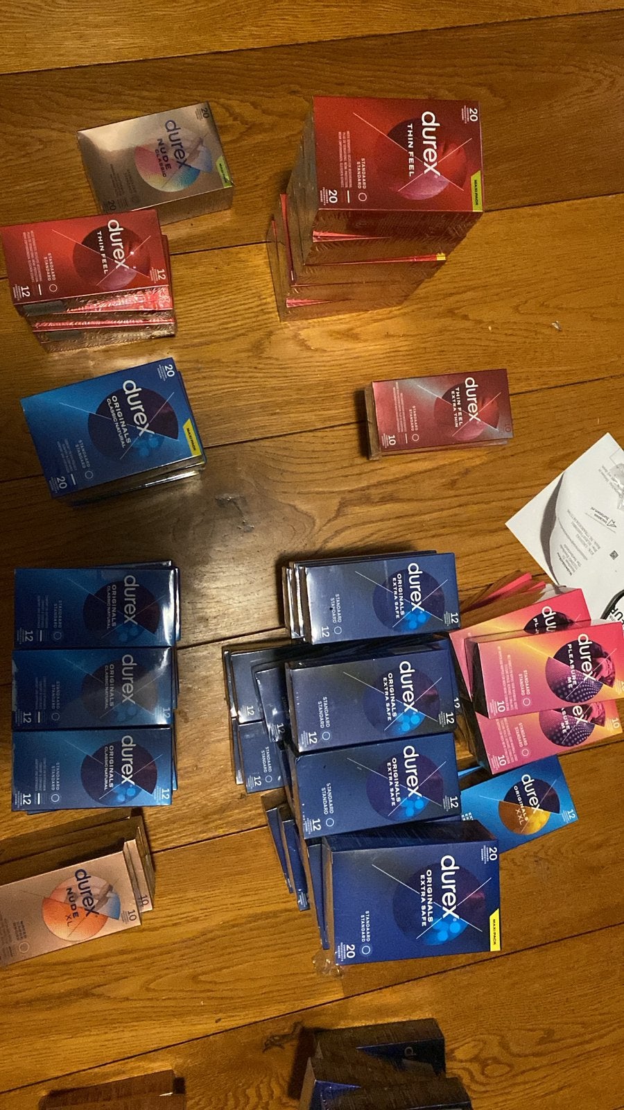 Partij Durex Condooms - THT eind 2027 - 2028, Info@durex.nl, Nieuw, Ophalen of Verzenden, 6213CB