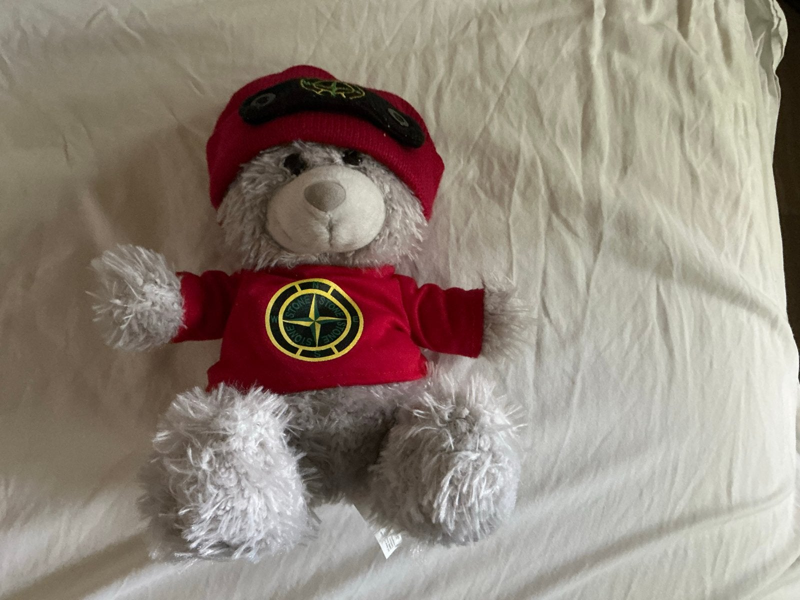 Stone Island teddybeer met rode muts en trui, Overige merken, Overige karakters, Beer, Grijs