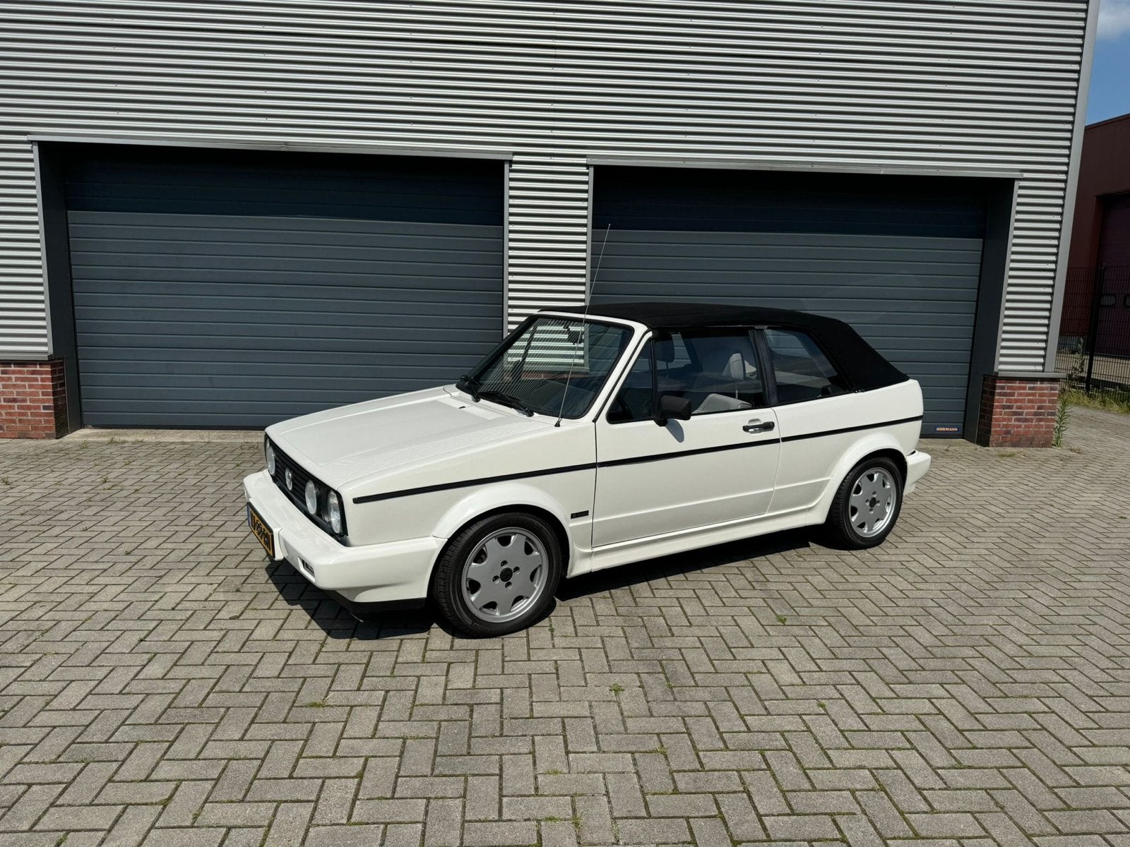 Volkswagen Golf 1.8 Cabriolet 1990 Wit, Voorwielaandrijving, 4 cilinders, Cabriolet, 1200 kg