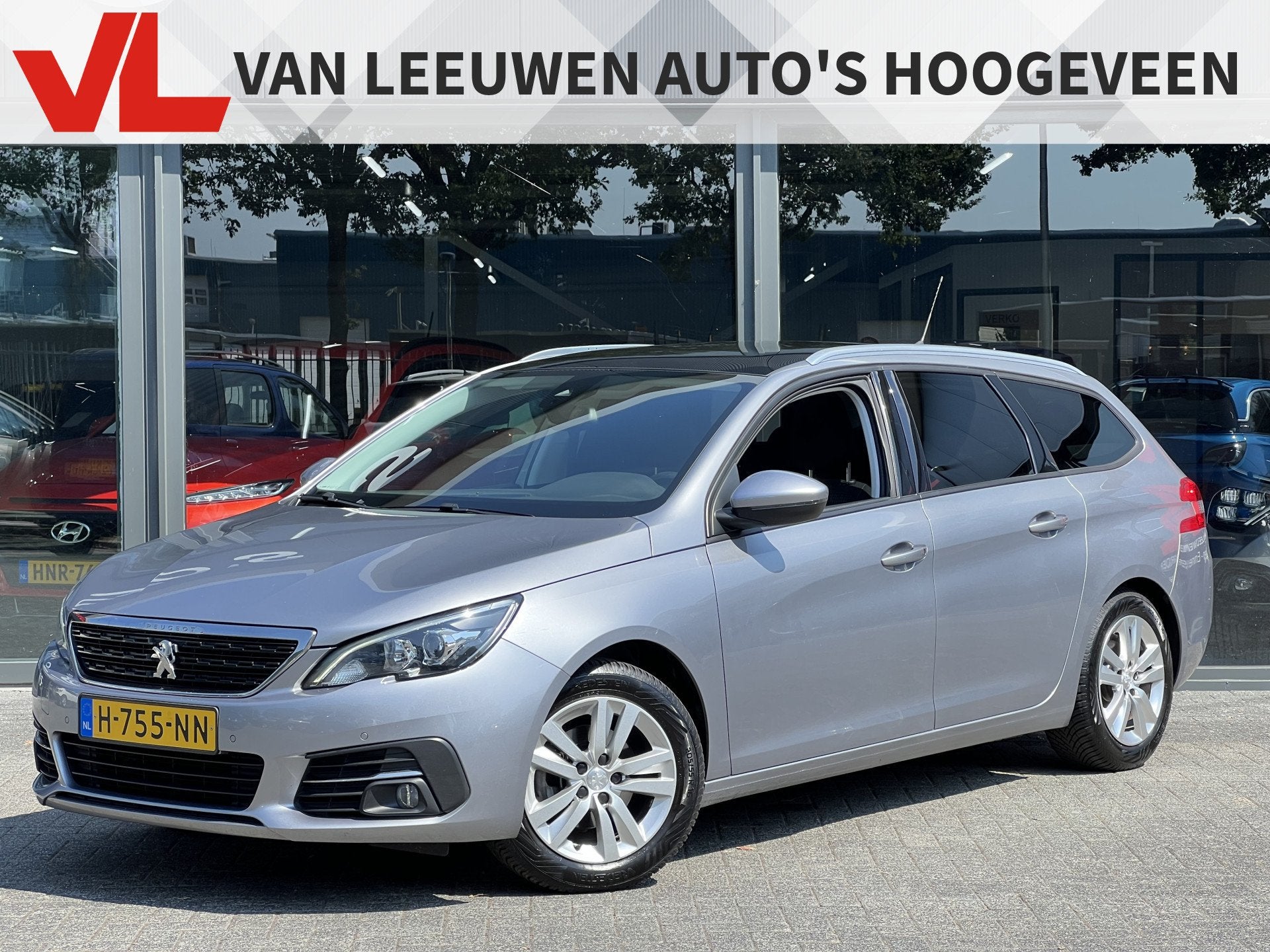 Peugeot 308 SW 1.2 PureTech Blue Lease Executive | Pano | Tr, Auto's, Voorwielaandrijving, Gebruikt, 1199 cc, 620 kg
