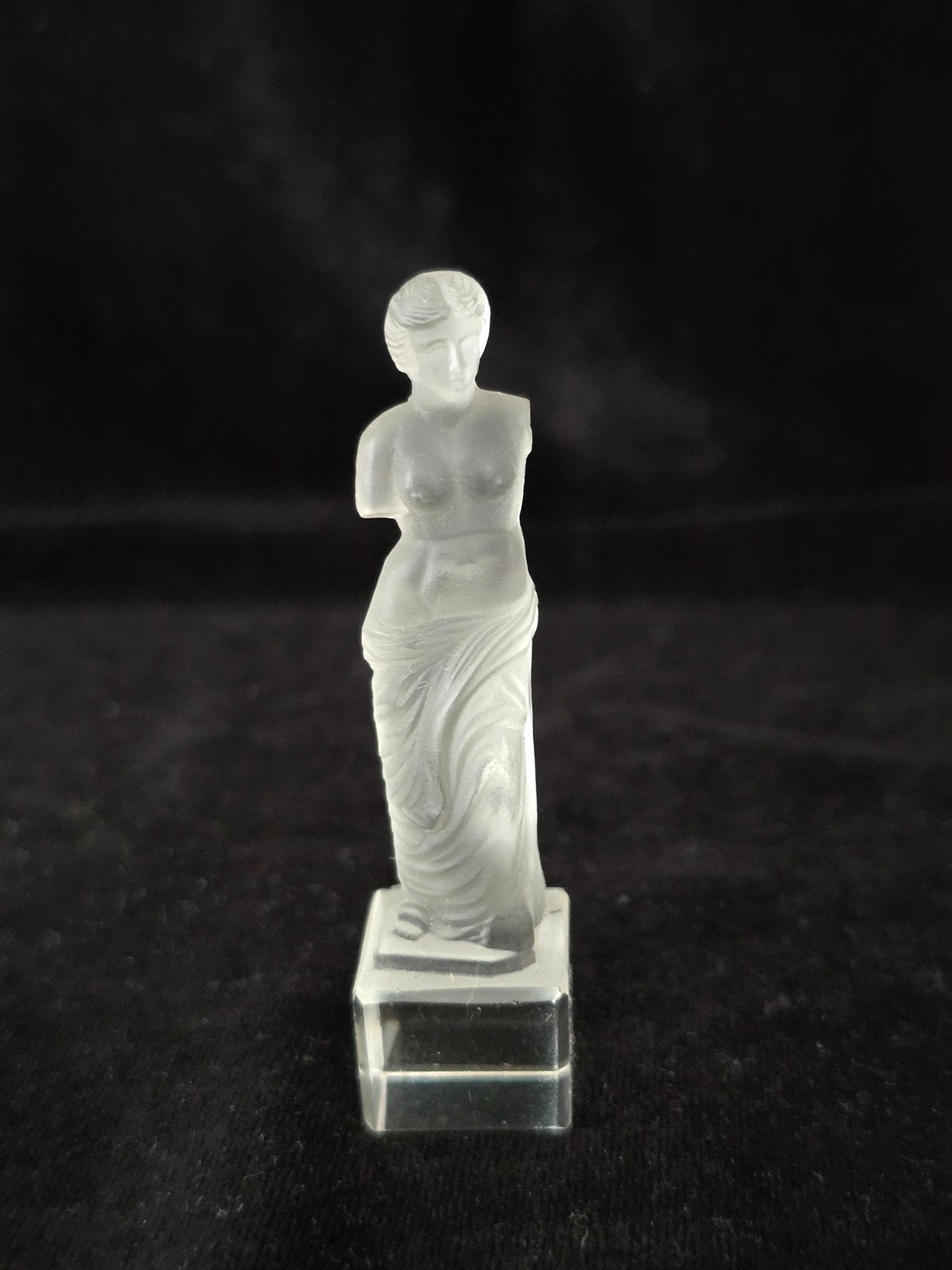 Art Deco Curt Schlevogt Bohemia Ingrid beeldje, Venus v Milo, Ophalen of Verzenden
