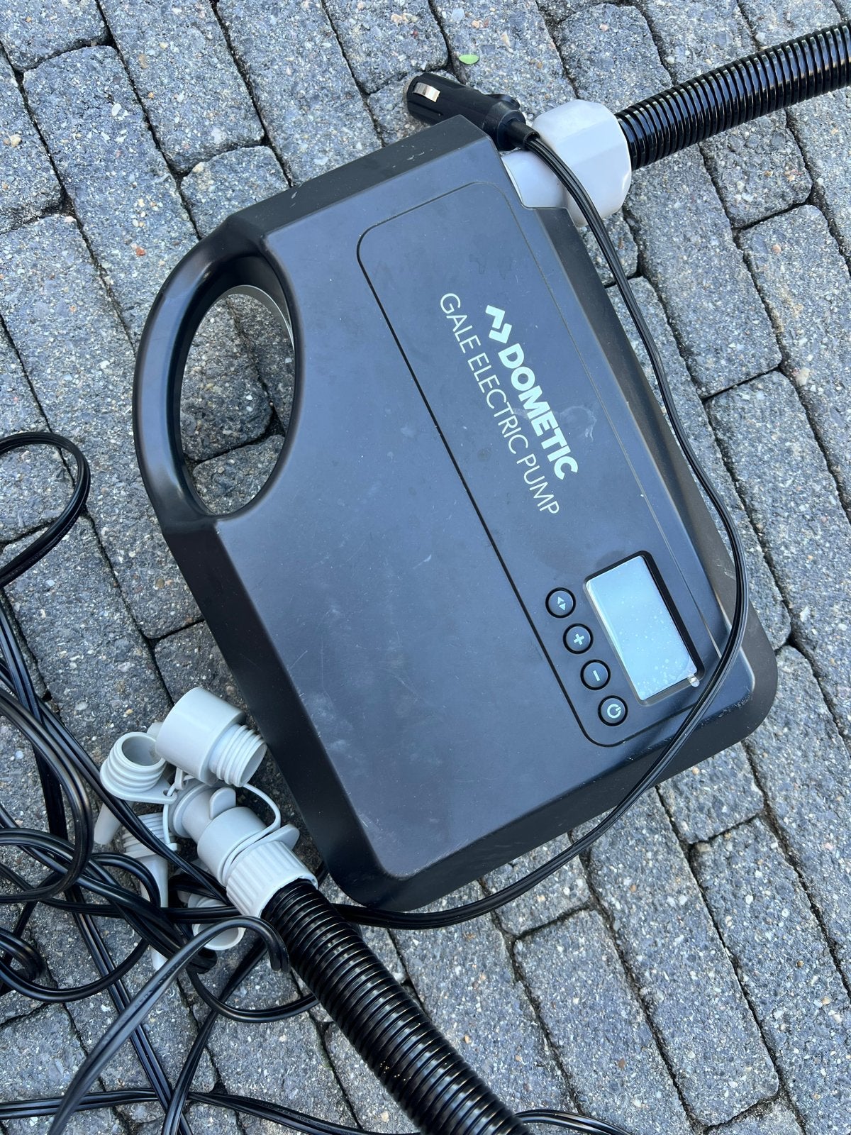 Dometic Gale Elektrische Pomp - Zo goed als nieuw, Ophalen of Verzenden, Zo goed als nieuw, Elektrisch