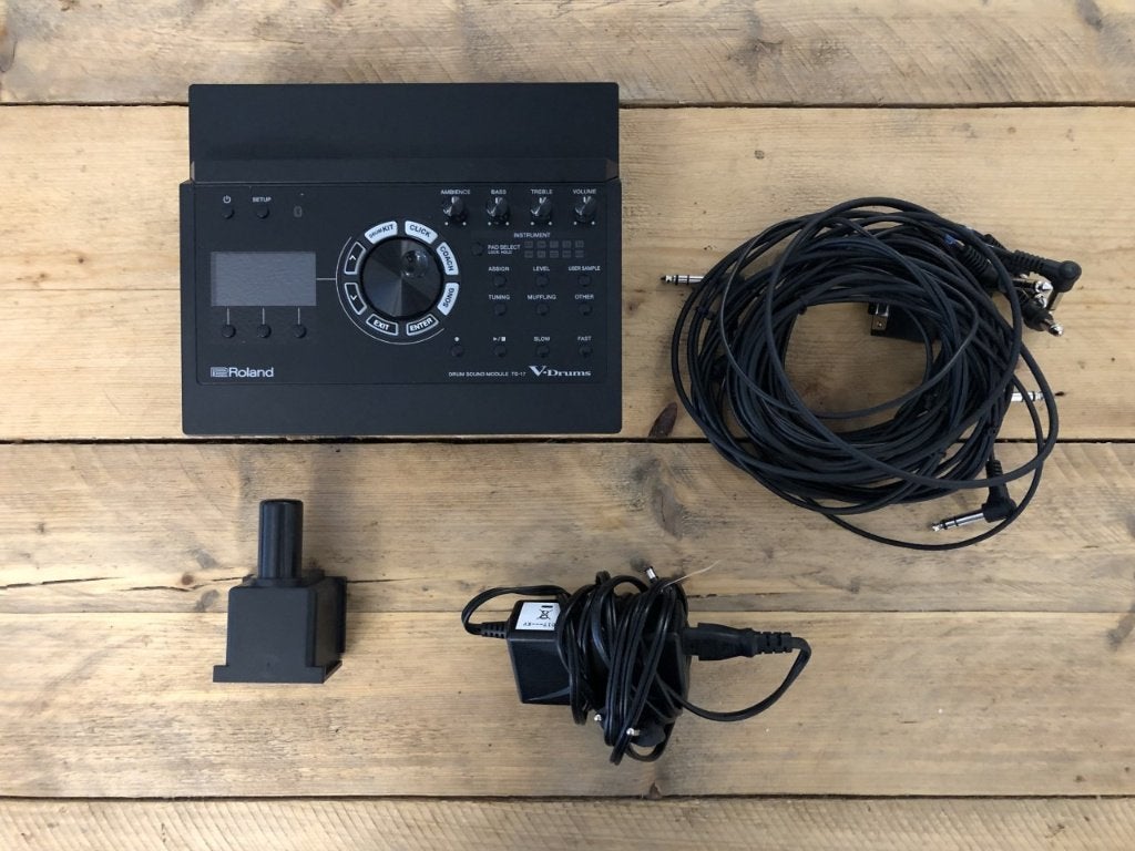 Roland TD17 2.0 drum module met bluetooth! ( TD 17 TD-17 ), Ophalen of Verzenden, Zo goed als nieuw, Drums of Percussie