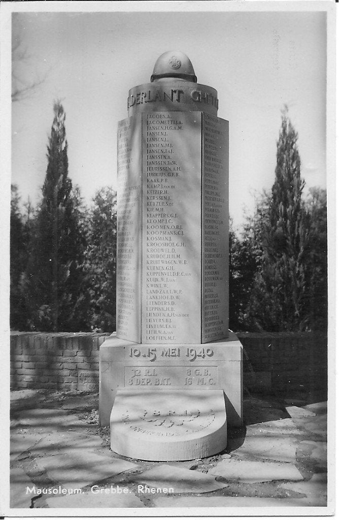 Oorlogsmonument Rhenen - Mausoleum Grebbe 1943, Ophalen of Verzenden, 1940 tot 1960, Gelopen, Utrecht