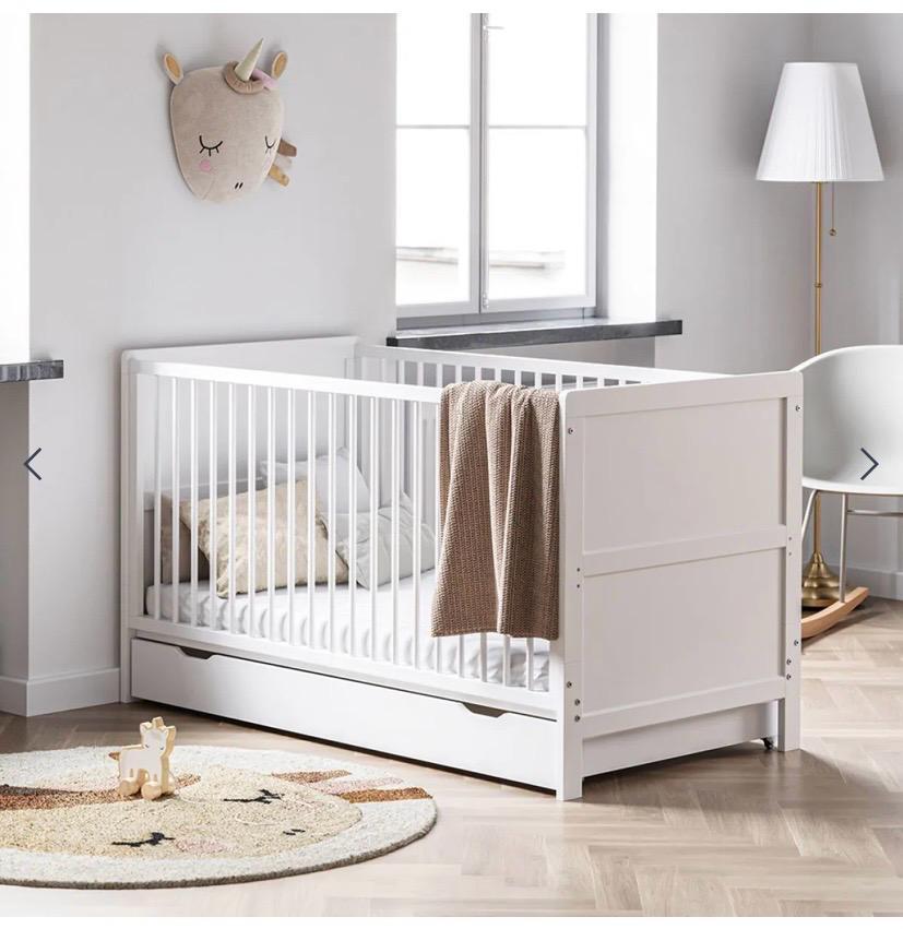 Wit Ledikant met Lade & junior bed (petit amelie), Kinderen en Baby's, Babywiegjes en Ledikanten, Ophalen, Zo goed als nieuw, Ledikant