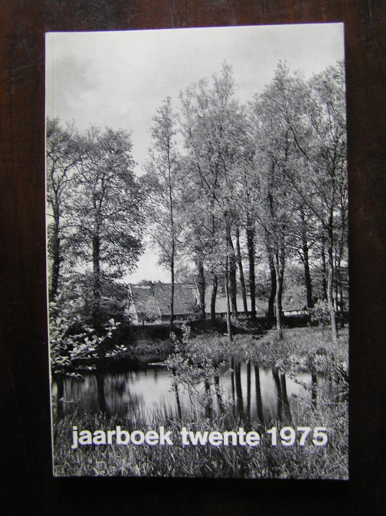 Jaarboek Twente 1975.  Nr. 14, Ophalen of Verzenden, Zo goed als nieuw