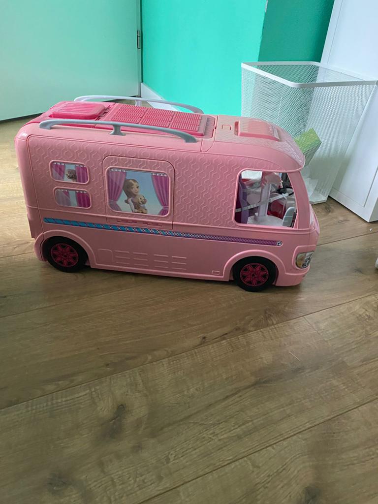 Barbie camper, Ophalen