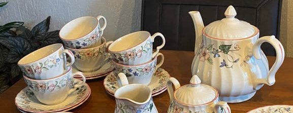 Wood & Sons 'Spring Fields' servies - Jenny Rhodes, Overige merken, Keramiek, Landelijk/Boerenbont, Ophalen of Verzenden