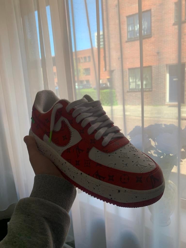 Louis vuiton airforce maat 43, Ophalen of Verzenden, Zo goed als nieuw, Schoenen