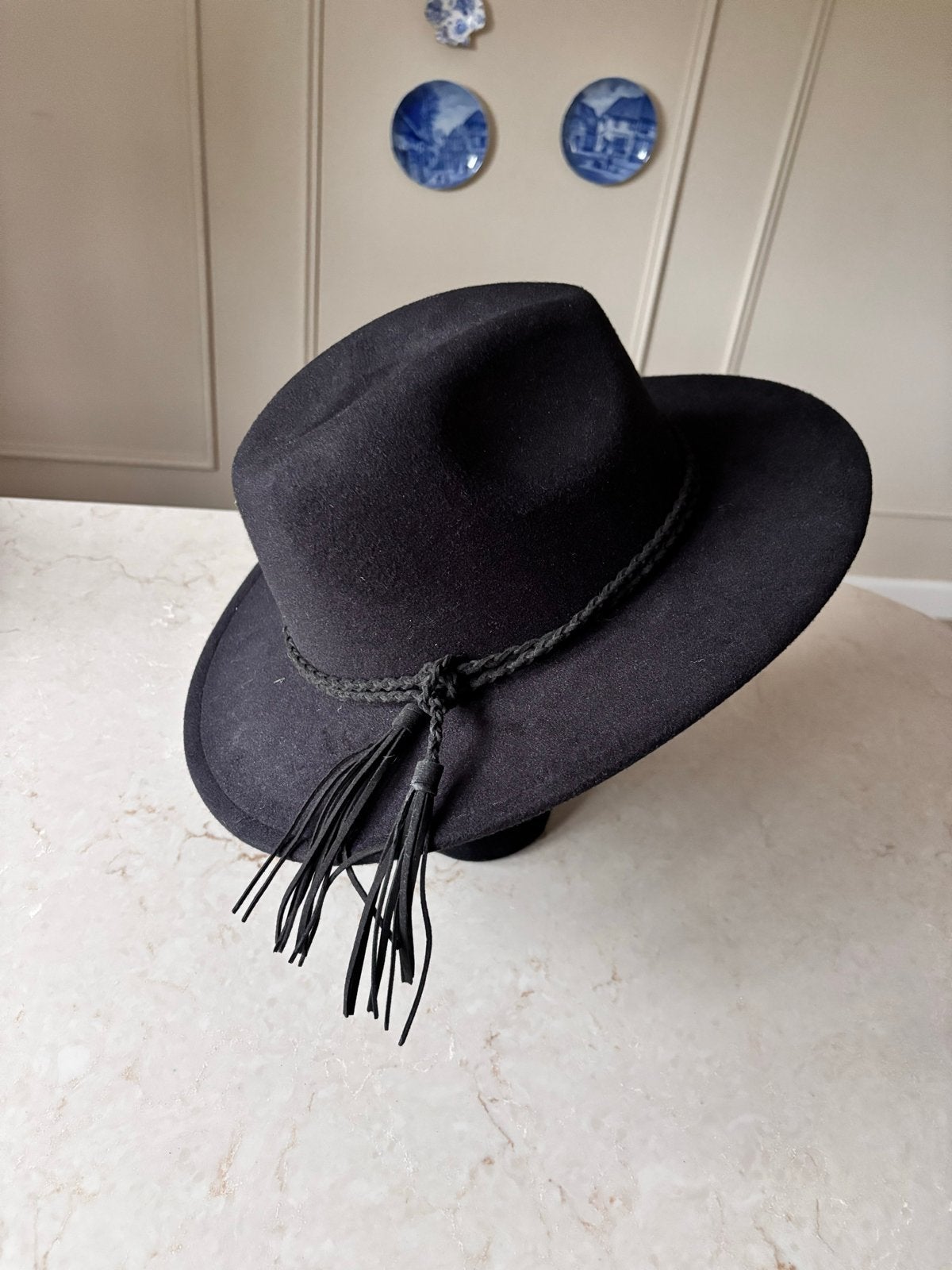 Zwarte dames fedora/cowboyhoed gevlochten strik,dameshoed, Ophalen of Verzenden, Nieuw, One size fits all, Hoed