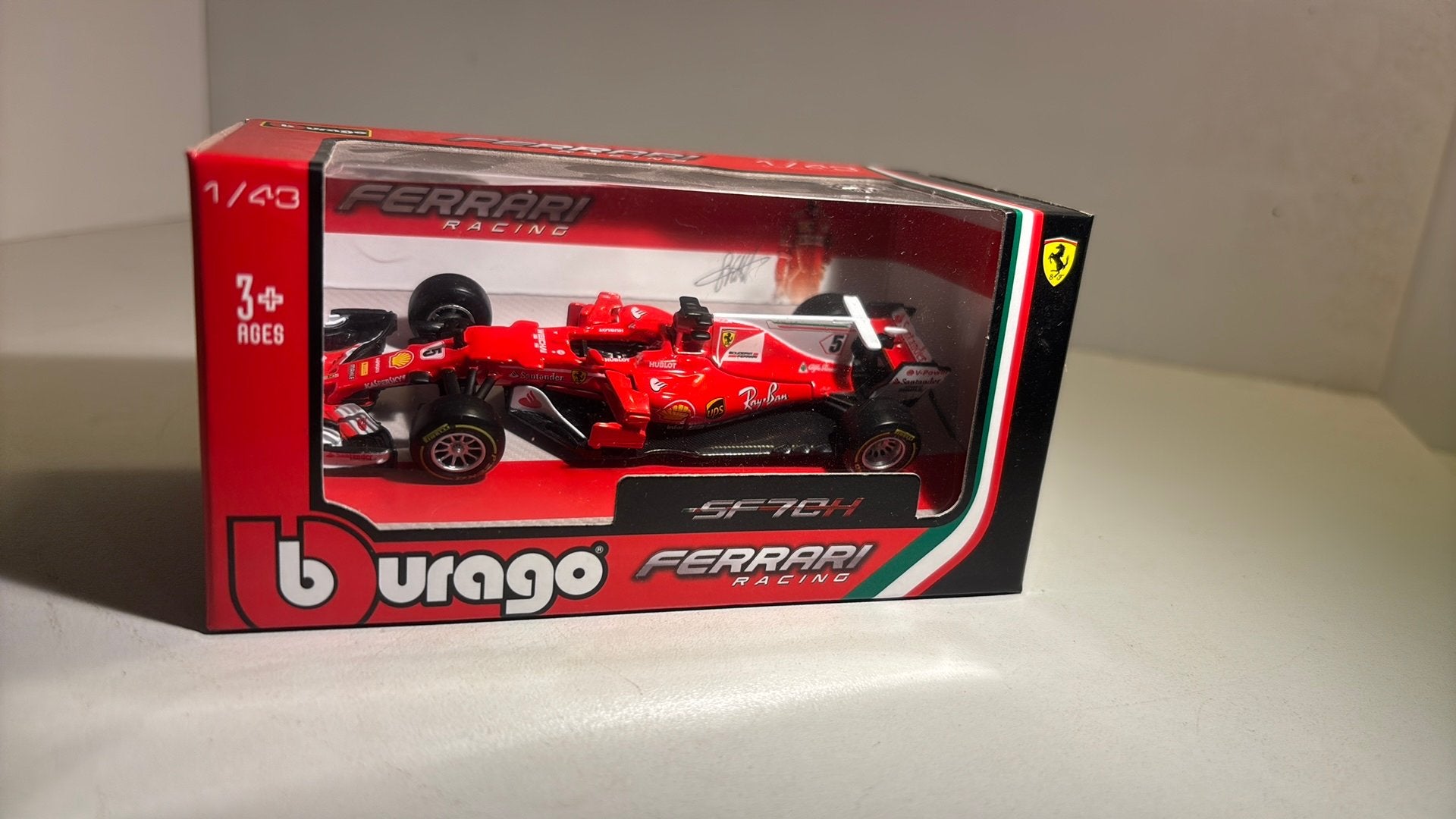 F1 ferrari sf78 H Bburago 1.43, Overige merken, Auto, Ophalen of Verzenden, A