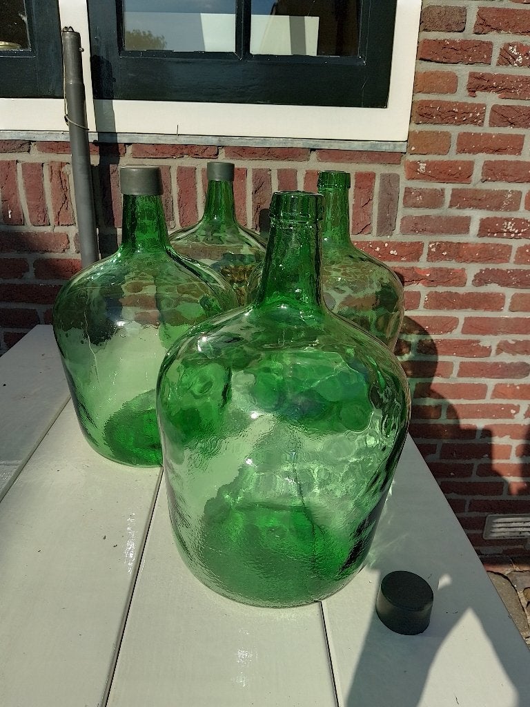 Grote vintage gistfles,  groen glas 10 liter, Ophalen