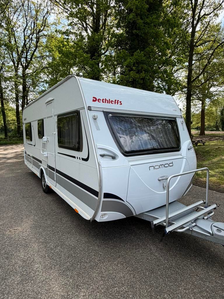 Uniek! Nieuwstaat Dethleffs 510V nomad 2012 te koop!, Rondzit, Particulier, Tot en met 6, Dethleffs