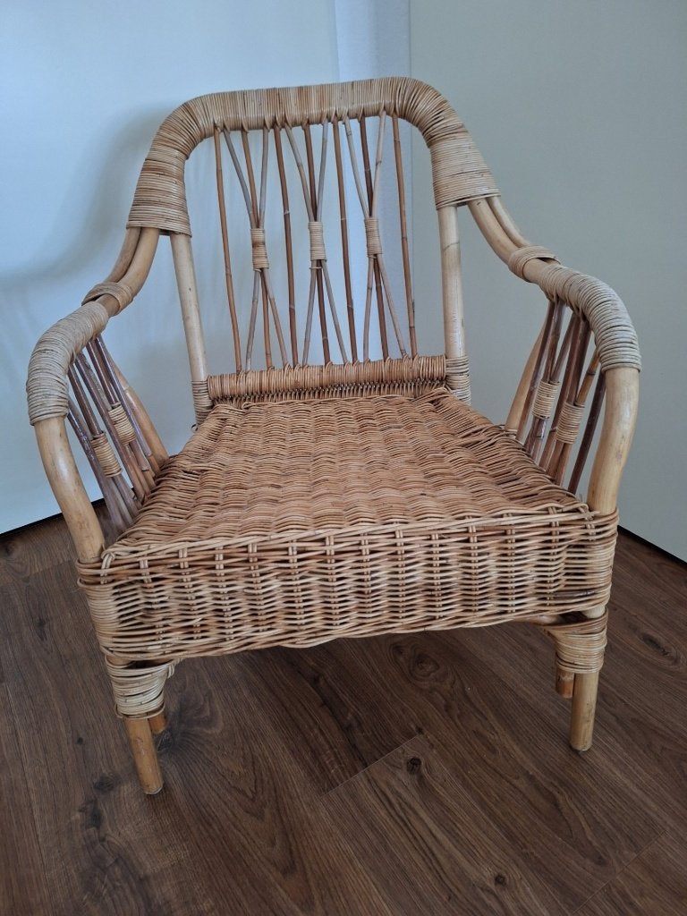 lage rotan stoel fauteuil, binnen buiten nieuw kussen, Ophalen, Zo goed als nieuw, Rotan
