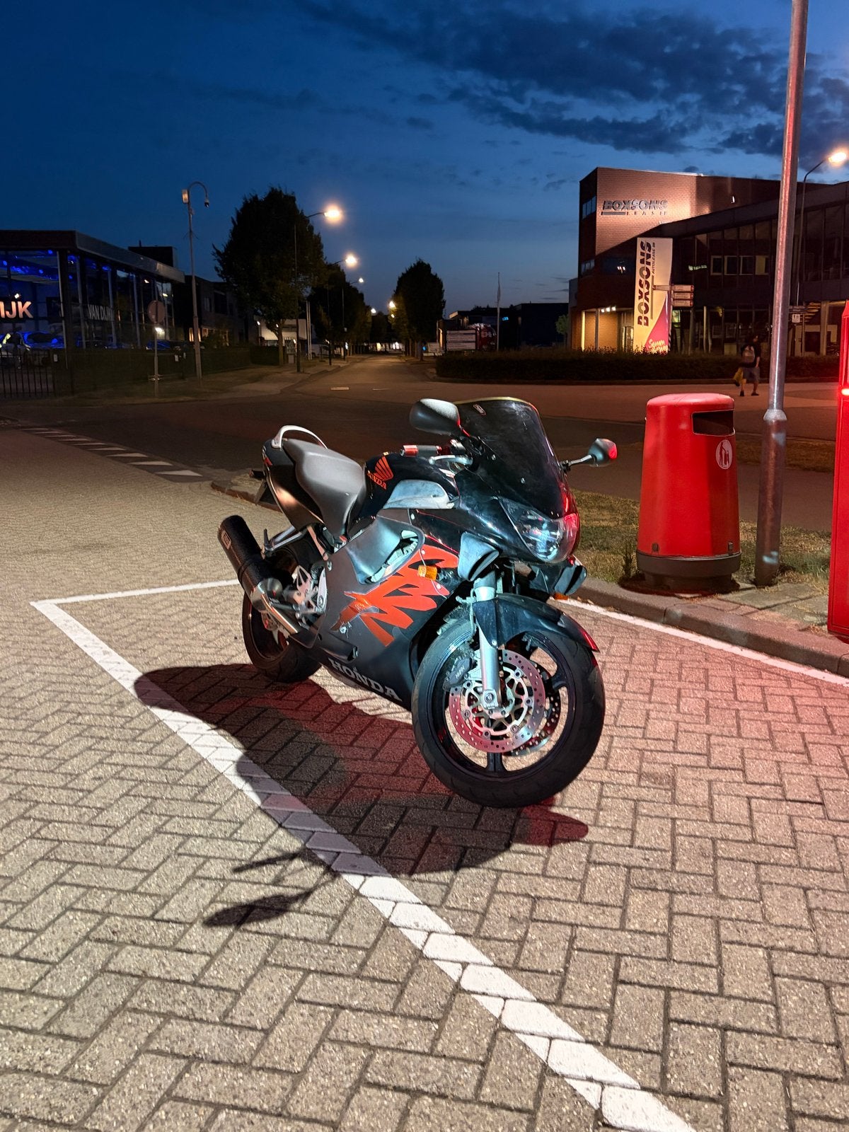 Honda CBR 600 F4 1999-2000 met Mivv uitlaat, Sportuitlaat, 4 cilinders, Motorrijbewijs A, Gebruikt
