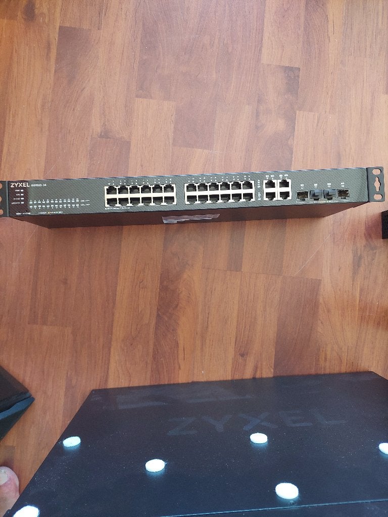 Zyxel switches en firewals,, Ophalen, Zo goed als nieuw