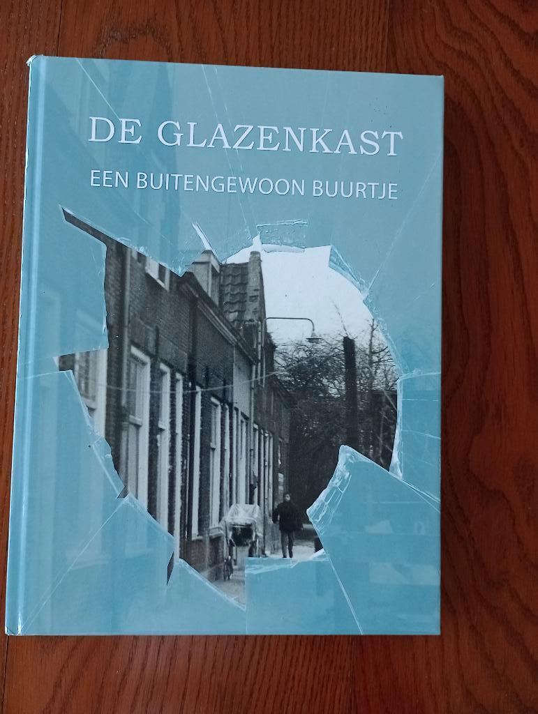 De Glazenkast Gouda Boelekade Noothoven van Goorstraat, 20e eeuw of later, Ophalen of Verzenden, Zo goed als nieuw, Meerdere auteurs