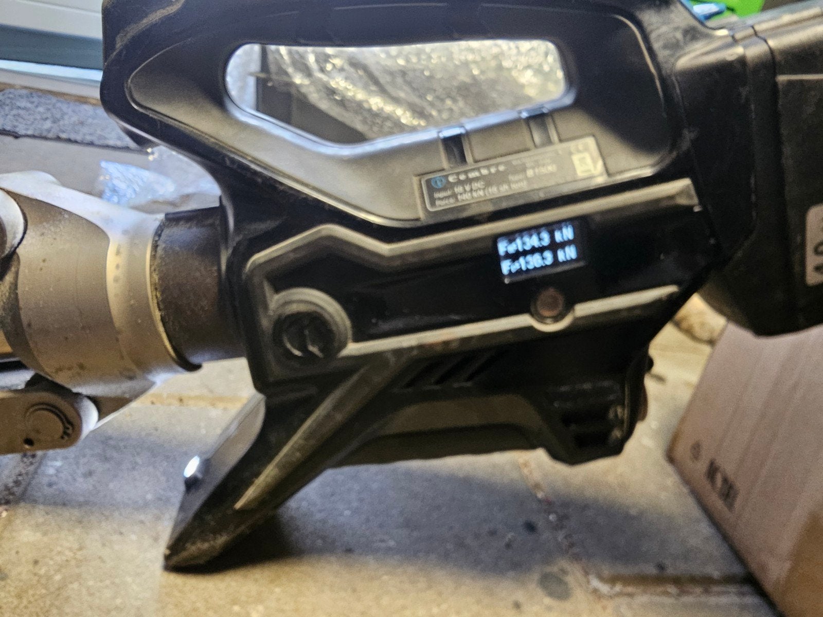 Cembre B1500 Perstang met 400mm2 inzetbek, 2 accu's en lader, Ophalen of Verzenden, Gebruikt