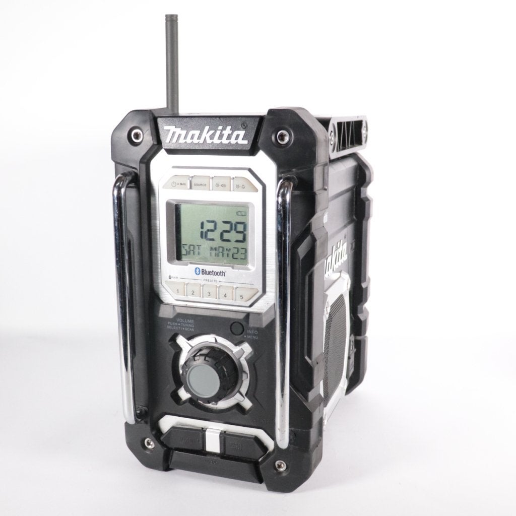 Makita Bouwradio DMR106 - Nette staat, Makita, Gebruikt, Support@makita.com, Makita Corporation, 3-11-8, Sumiyoshi-cho, 
Anjo, Aichi 446-8502
Japan