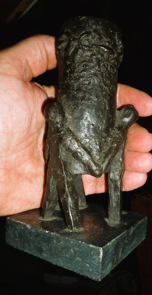 3 bronzen beelden en 4 puttihangertjes, politie, dam 1941 ++, Antiek en Kunst, Ophalen of Verzenden, Brons