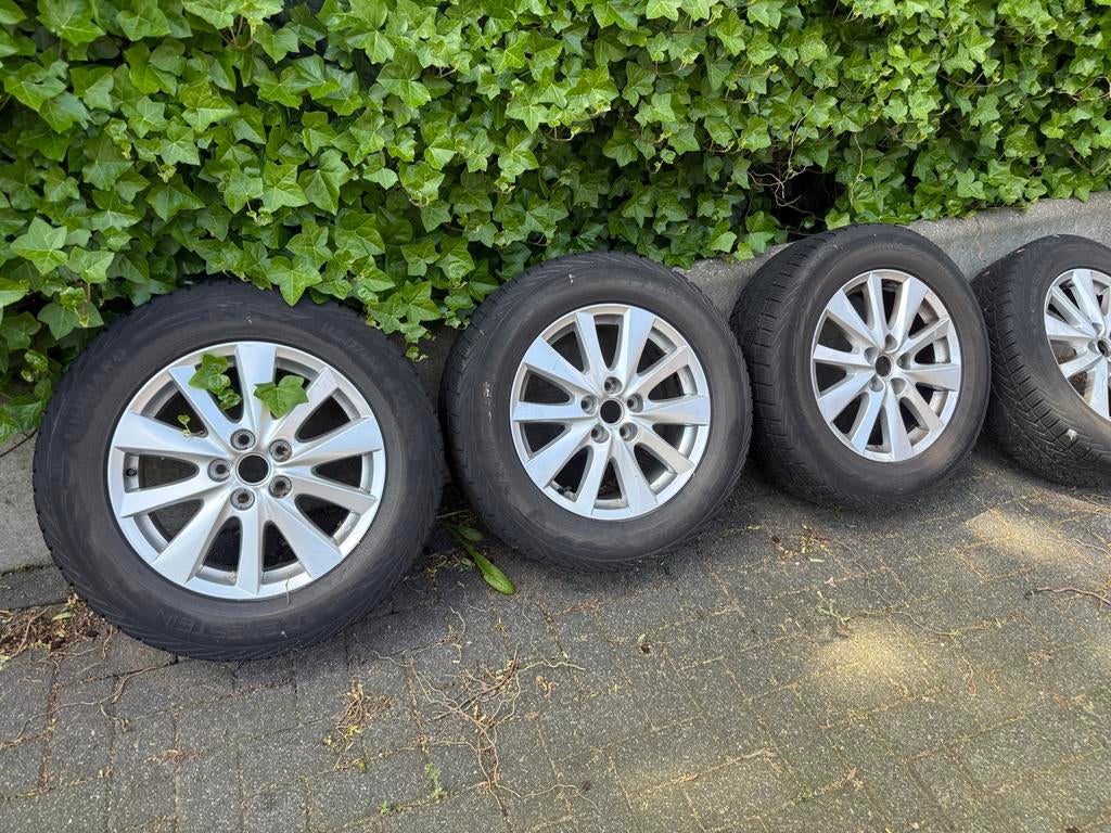 Winterbanden + velgen voor Mazda CX-5, Auto-onderdelen, Ophalen, Gebruikt, Banden en Velgen, 17 inch