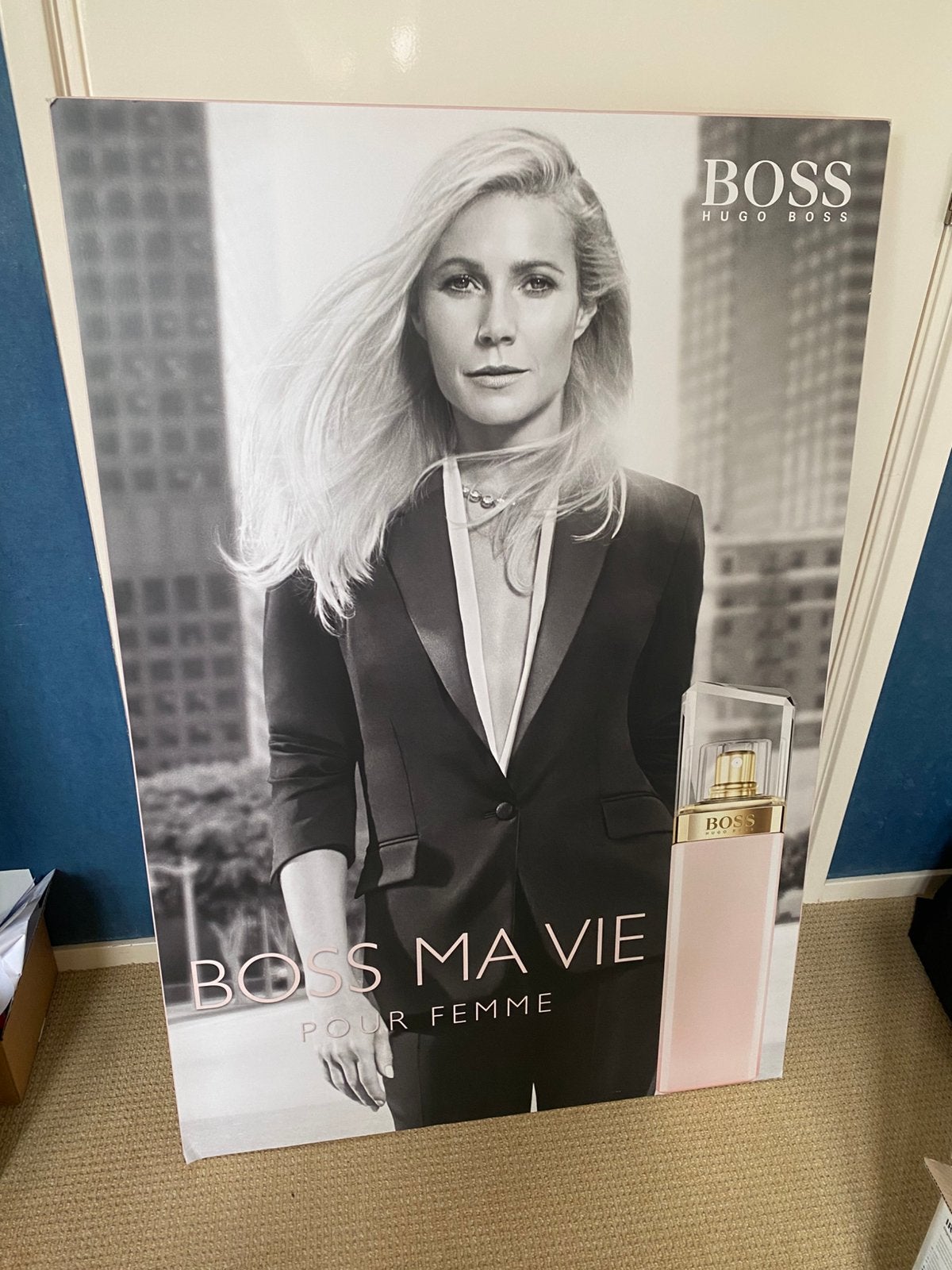 Hugo Boss poster Ma Vie Nuit Jour met Gwyneth Paltrow karton, Ophalen, Deurposter of groter, Overige onderwerpen, Rechthoekig Staand