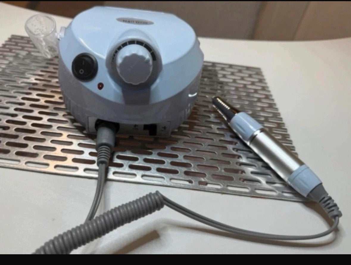 nail drill frees, Ophalen of Verzenden, Zo goed als nieuw, Handen en Nagels