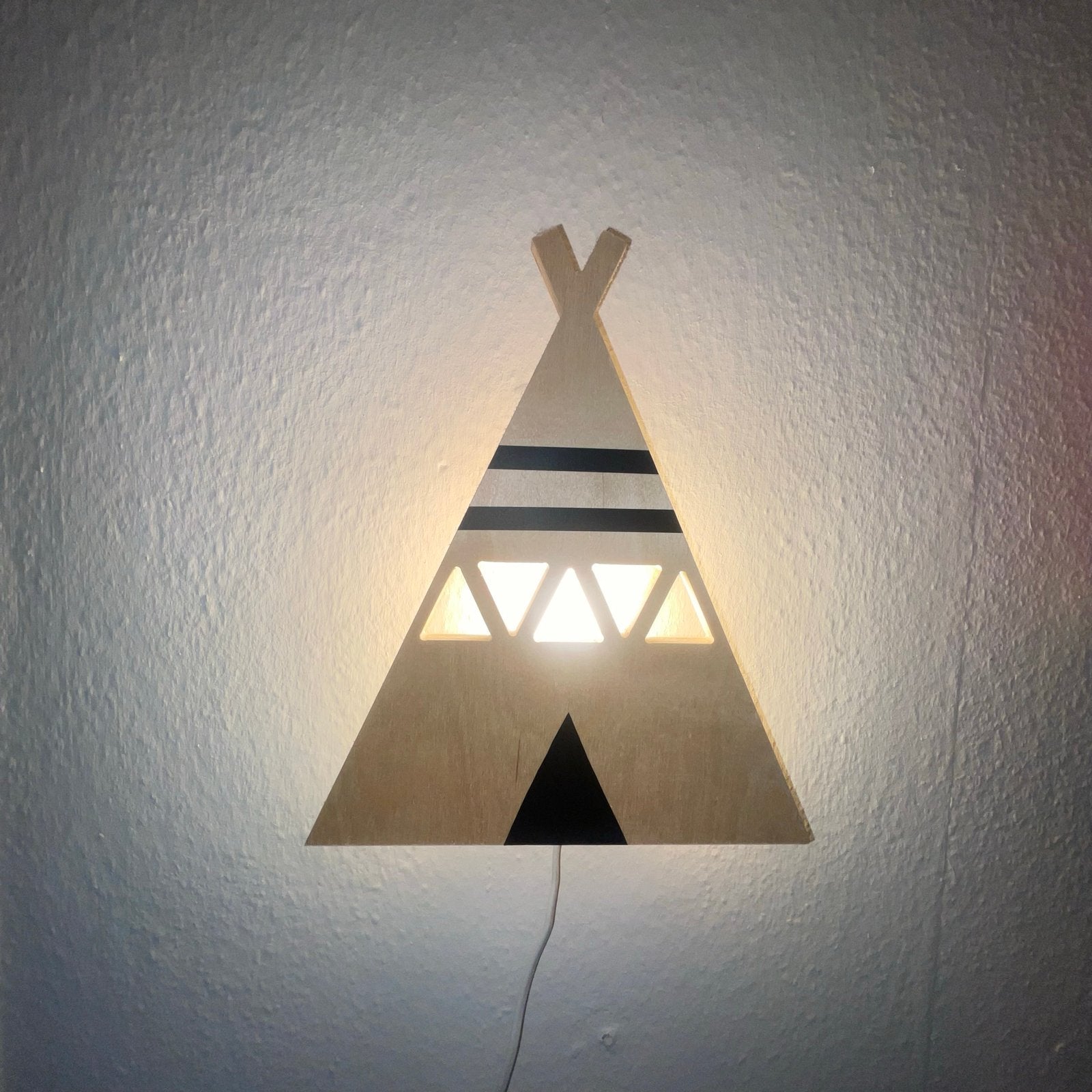 Houten tipi wandlamp voor kinderkamer, Gebruikt, Overige merken, Ophalen of Verzenden, Ophangbaar