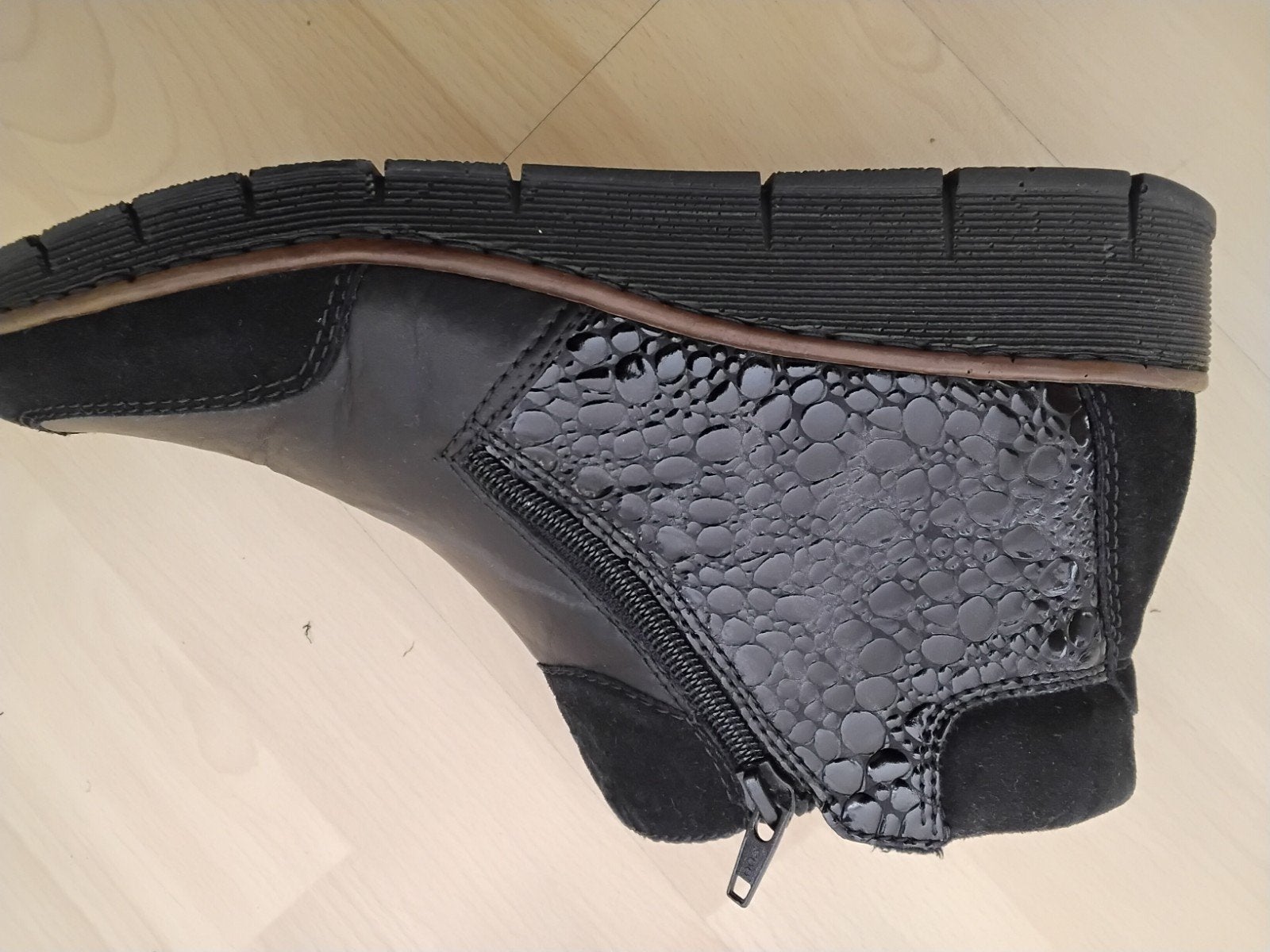 Riekers boots 41, Zwart, Lage of Enkellaarzen, Ophalen of Verzenden, Zo goed als nieuw