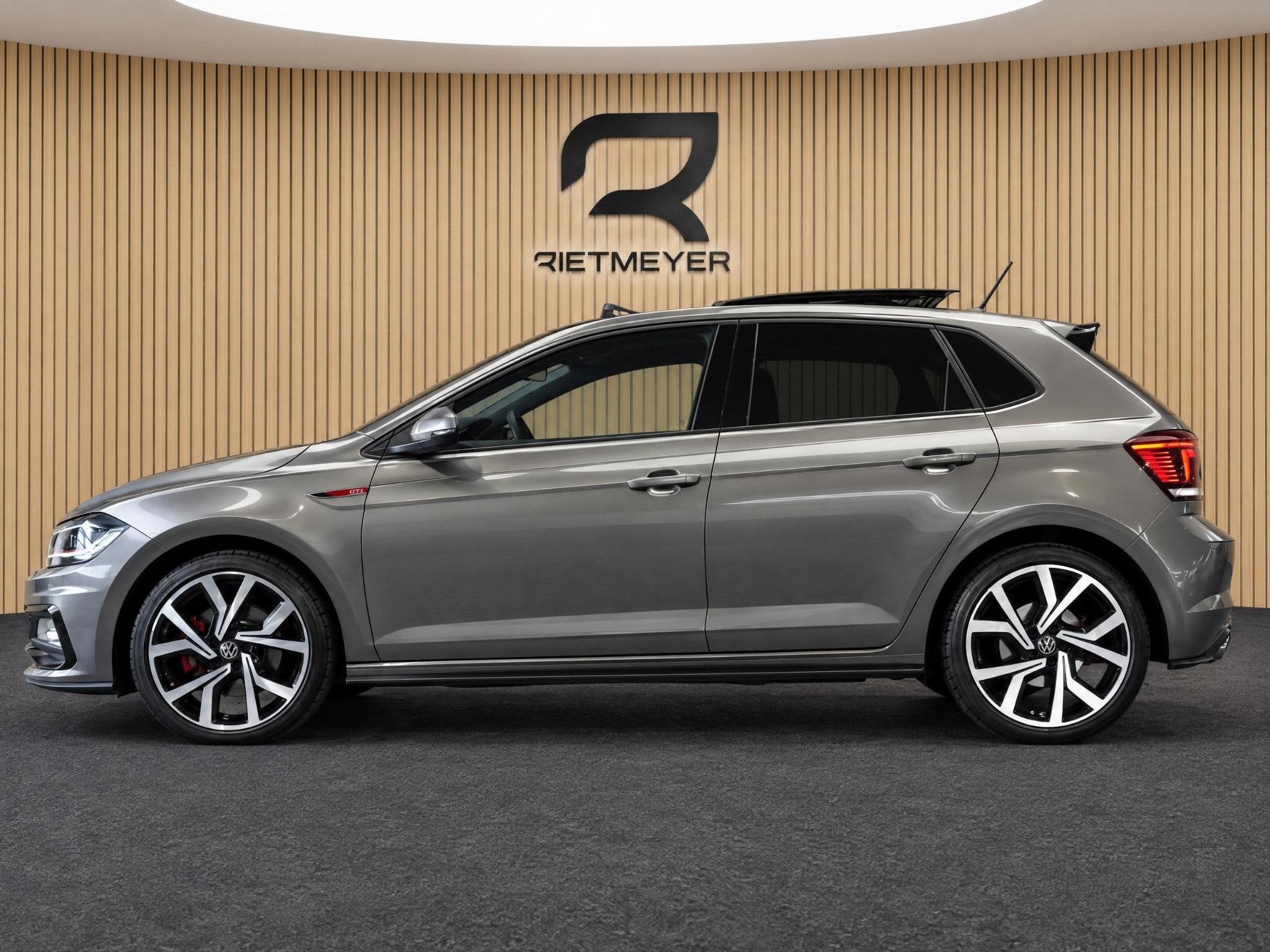 Volkswagen Polo 2.0 TSI GTI |Pano |Digital |Led |Keyless |Ca, Stof, Gebruikt, Automatische klimaatregeling, Hatchback
