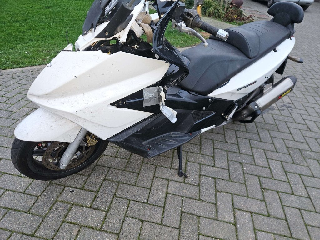 GILERA GP800 IN ONDERDELEN TE KOOP, Motoren, Overige Motoren, Niet ingevuld, Niet ingevuld, Ophalen of Verzenden, Meer dan 35 kW
