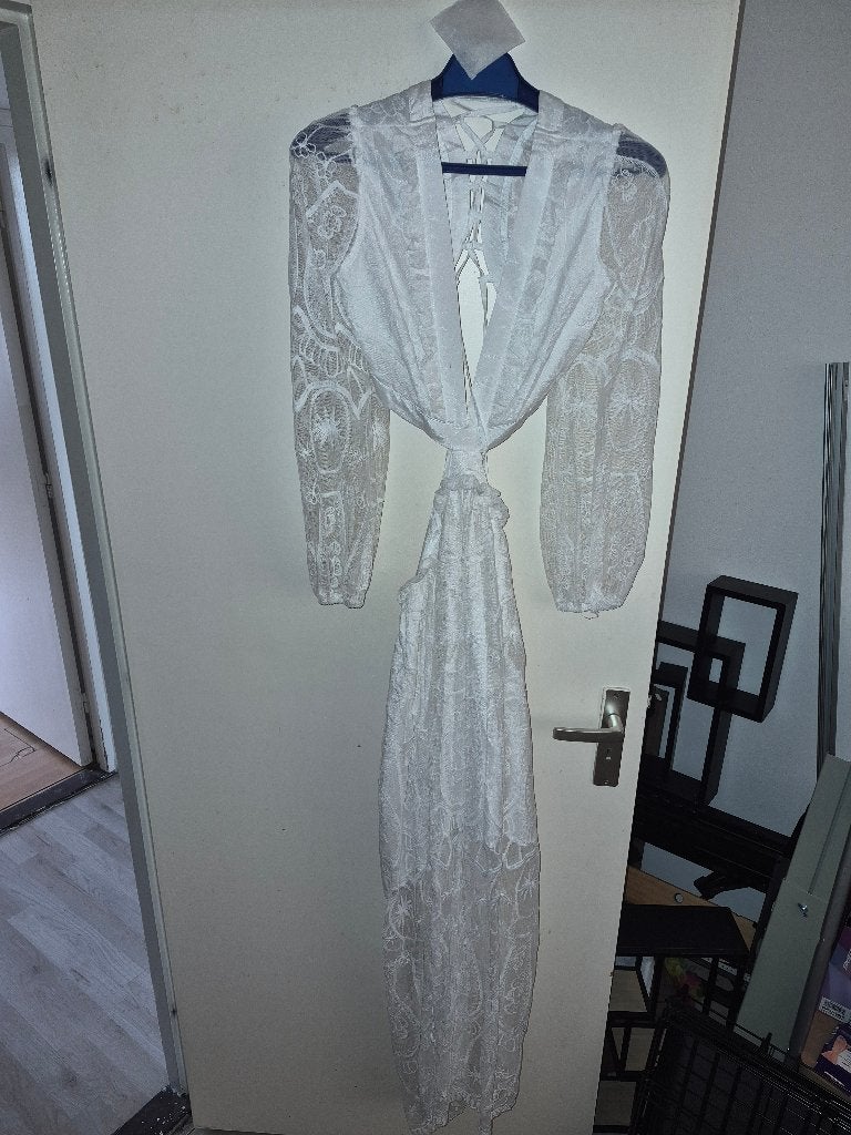 Lange kanten jurk/kimono - Wit en Roze, Kleding | Dames, Maat 38/40 (M), Wit, Ophalen of Verzenden, Onder de knie