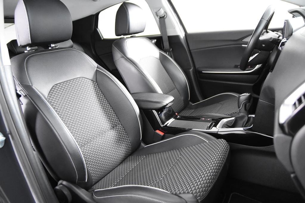 Kia XCeed Pulse *1ste eigenaar*Leer*Navi*Camera*, Voorwielaandrijving, XCeed, Gebruikt, Leder en Stof
