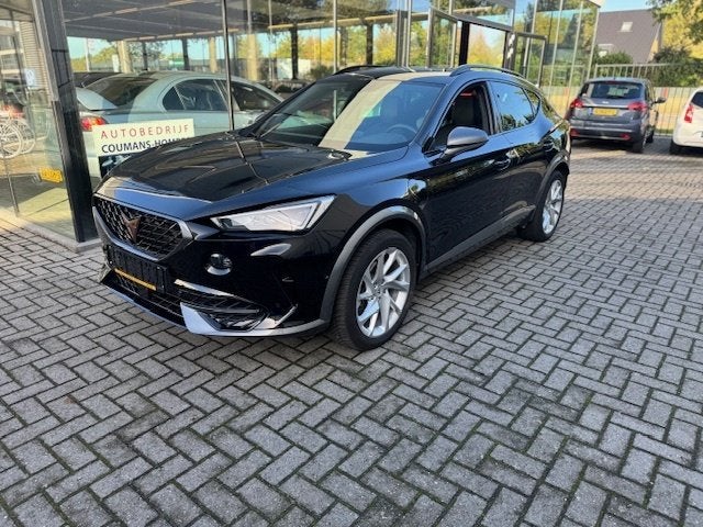 CUPRA Formentor 1.4 e-Hybrid 204pk DSG-6 Business, Auto's, Automaat, 4 cilinders, Formentor, Leder en Stof