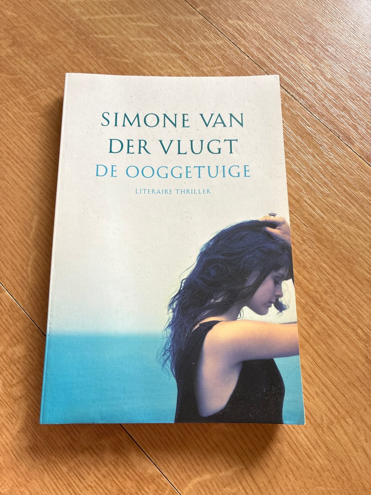 Simone van der Vlugt - De Ooggetuige (Literaire thriller), Ophalen of Verzenden, Zo goed als nieuw, Nederland